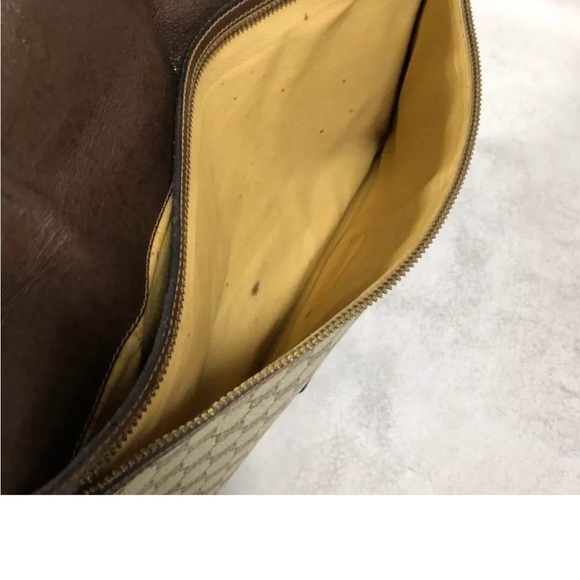 Gucci | Bags | Authentic Gucci Gg Supreme Vintage Clutch Document Case ...